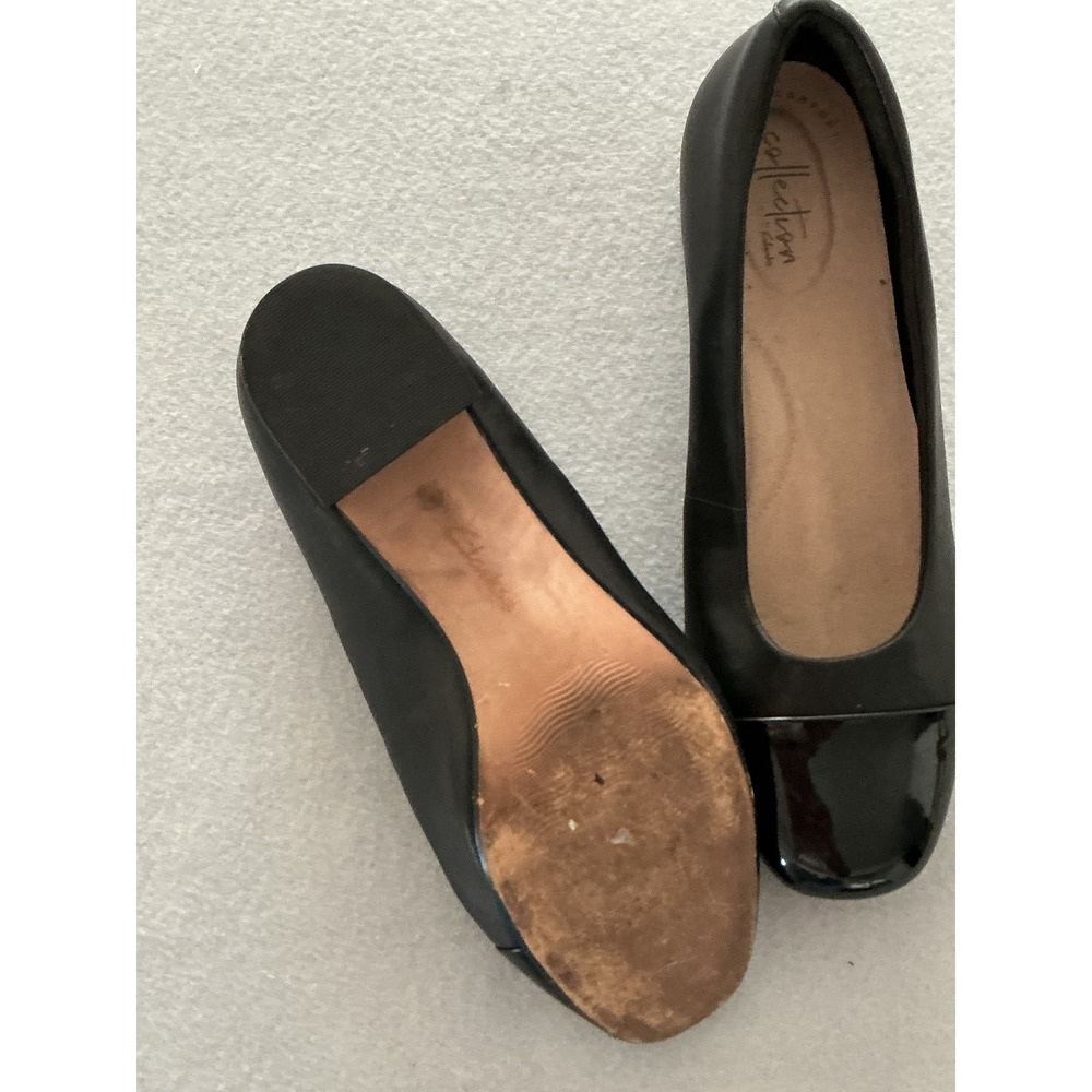 Clarks Collection Pumps Size 10 Black Leather Patent Cap Toe Block Heel 26138400 - Picture 9 of 9